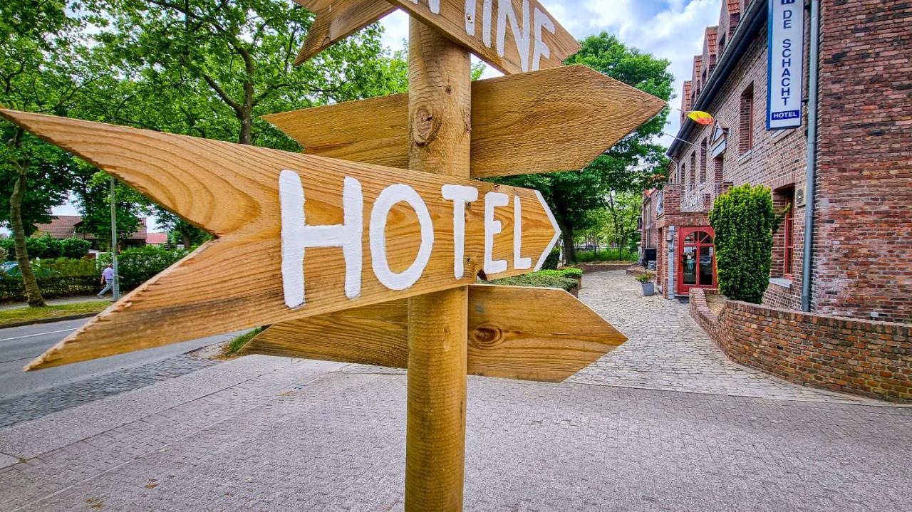 Hotel De Schacht Genk Esterno foto