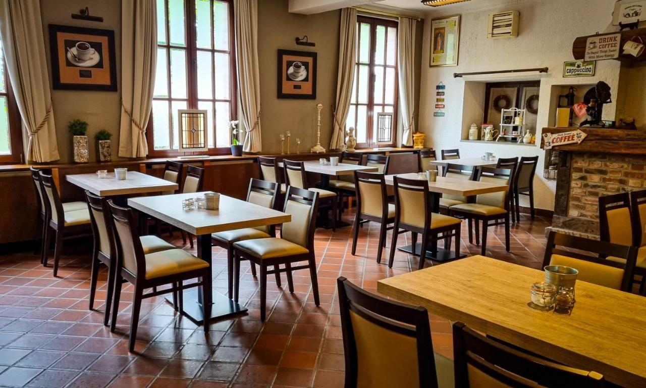 Hotel De Schacht Genk Esterno foto